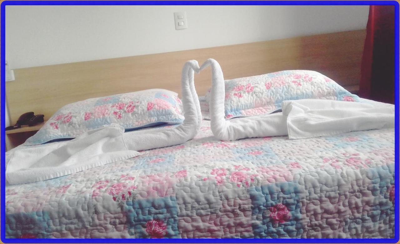 Hotel Anjos Ltda 格拉瓦塔伊 外观 照片