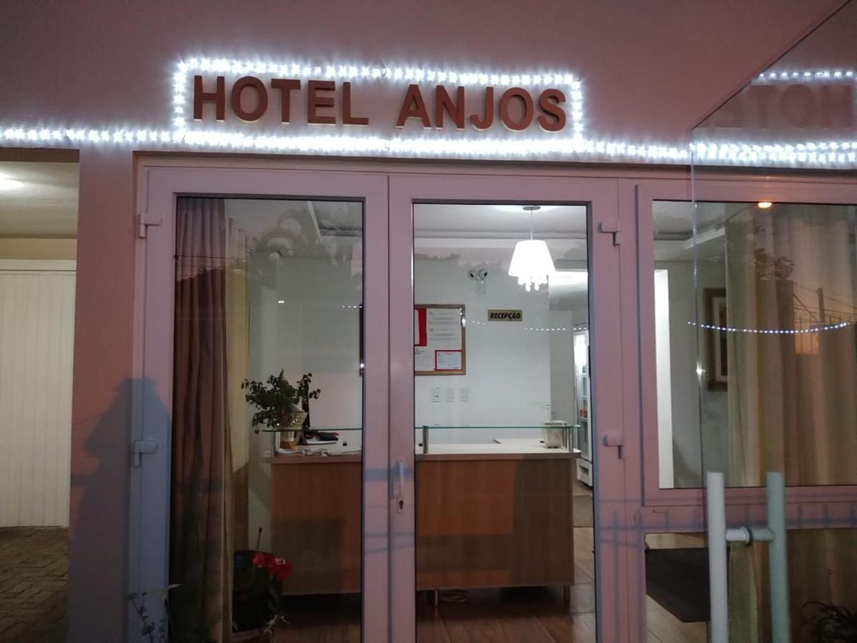 Hotel Anjos Ltda 格拉瓦塔伊 外观 照片