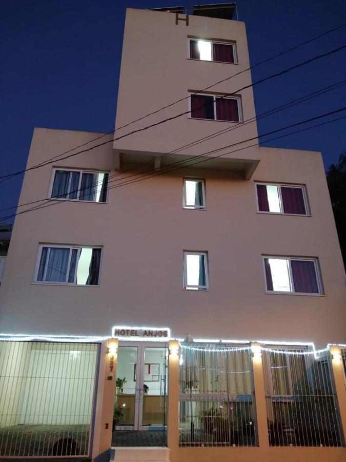 Hotel Anjos Ltda 格拉瓦塔伊 外观 照片
